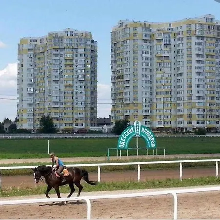 Favorit's Near Hippodrome Apartment *